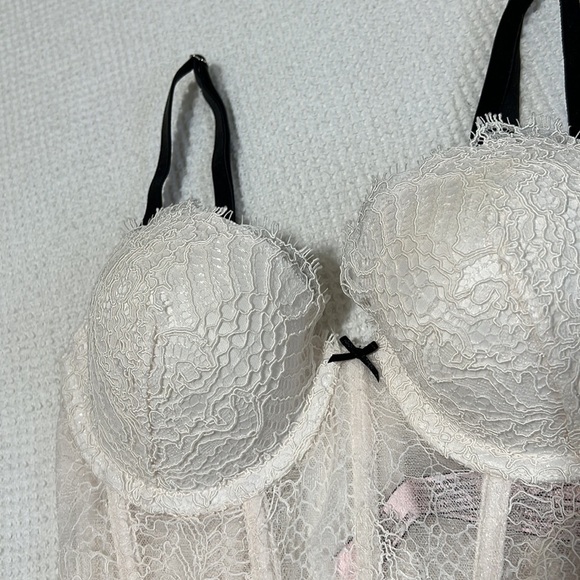 Victoria’s Secret Dream Angel White Lace Velvet Strap Demi Bra Corset - Picture 2 of 7